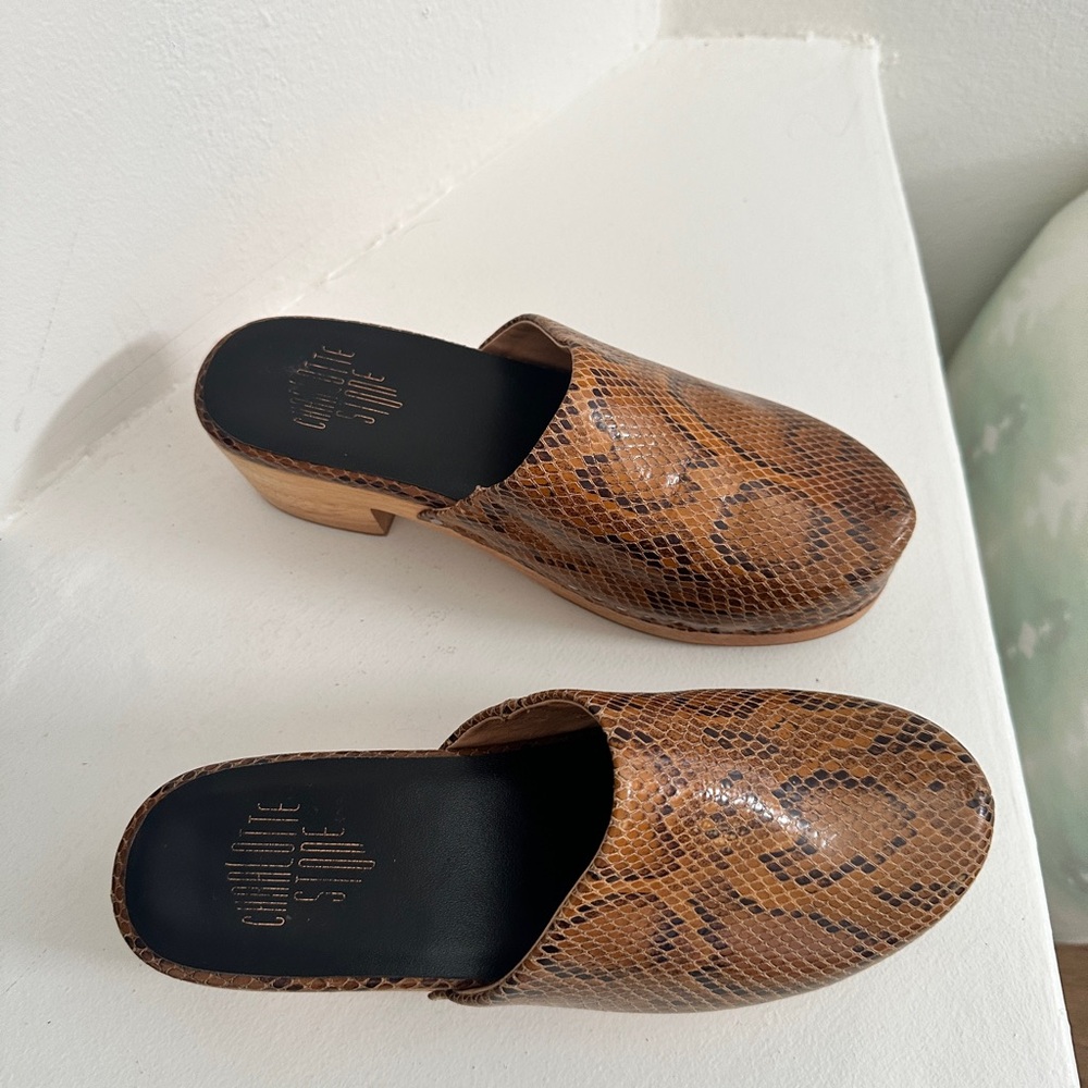 Snake-Print Leather Clogs by Charlotte Stone - Picture 5 of 9